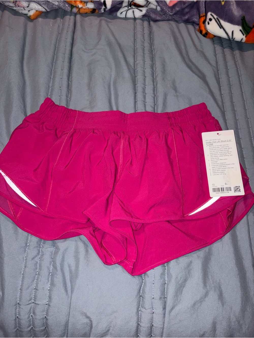 NWT Lululemon athletica Hot Pink Athletic Shorts size 10
